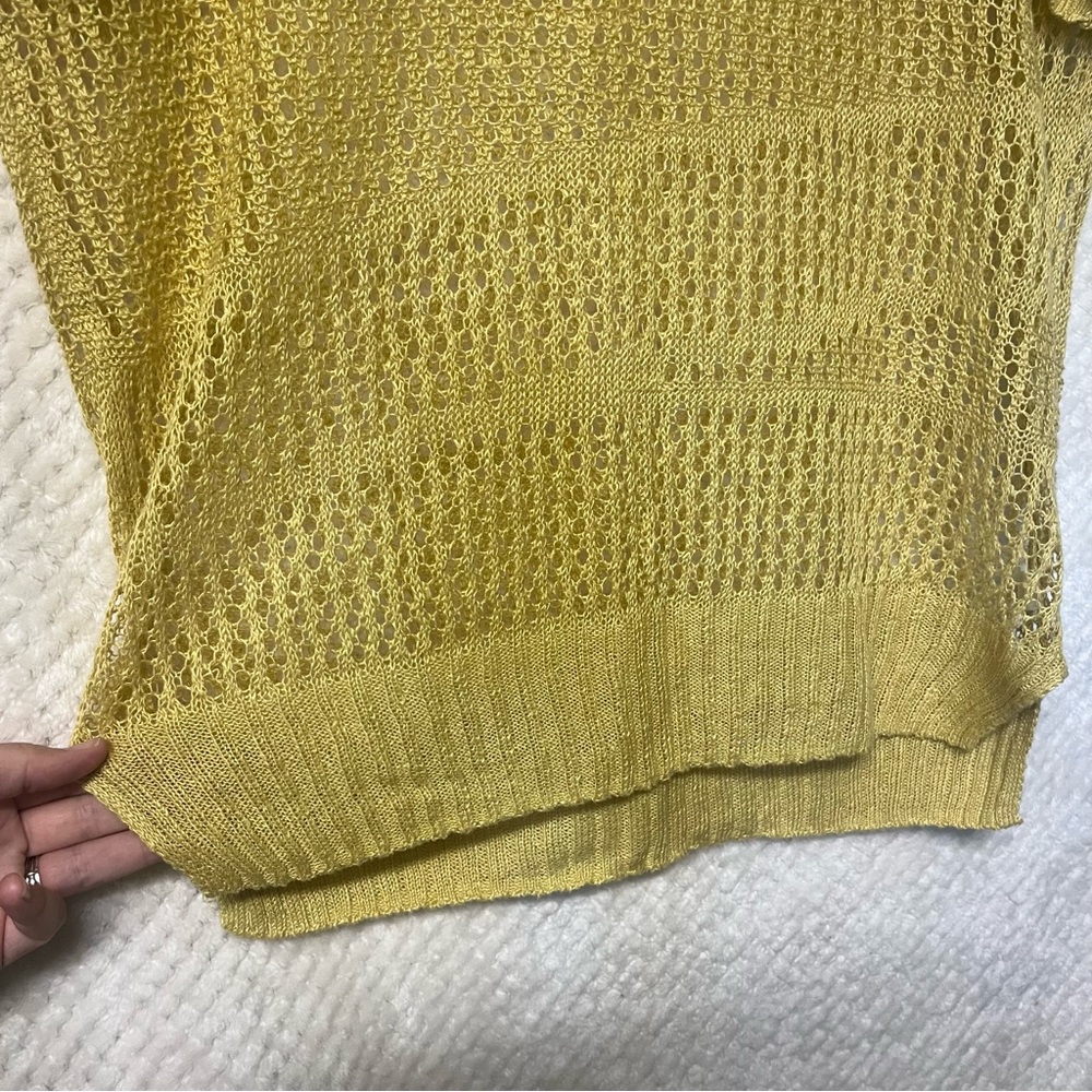 Holistia 100% Linen Knot Short Sleeve Round Neck Yellow Sweater Coastal Sz Small - Picture 4 of 8